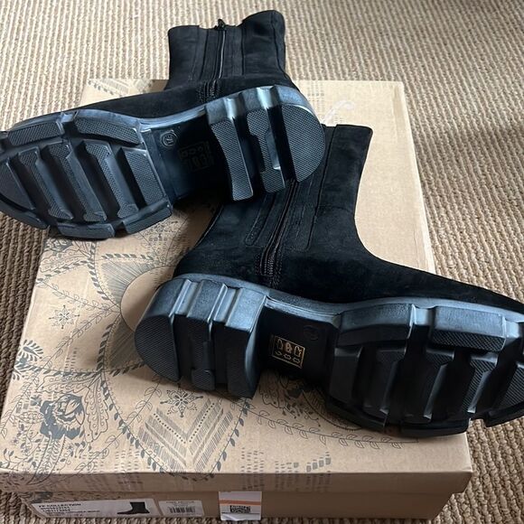 NEW Free People Chelsea Boots suede black 7 - Picture 11 of 11